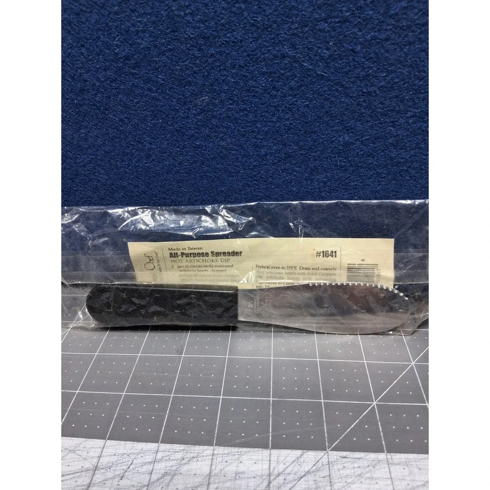 Pampered Chef All Purpose Spreader Black 1641 Stainless Serrated Blade